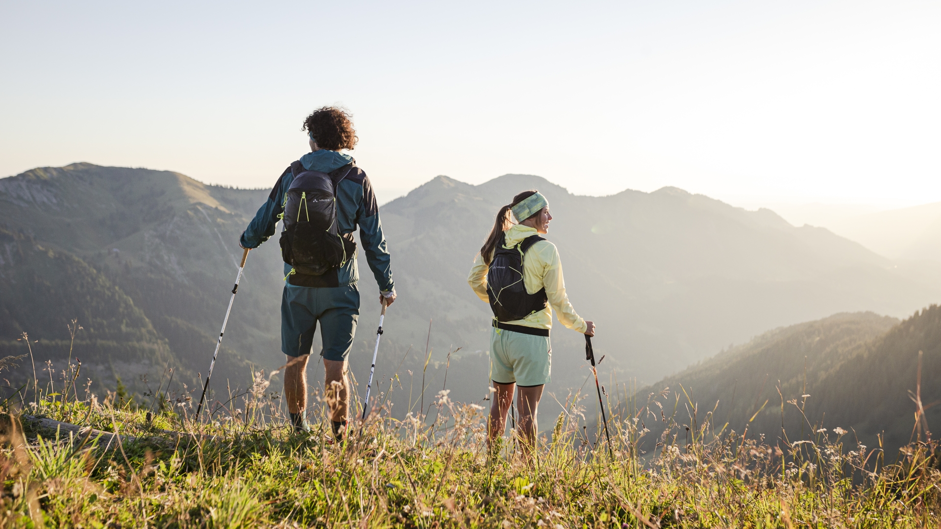 trekking