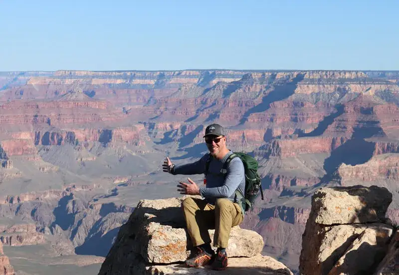 Jonathan Laroche hiking in the grand canyon